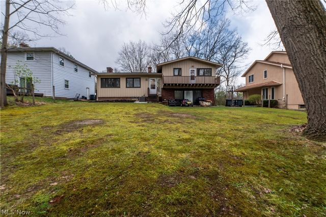 887 Delaware Avenue, Akron, OH 44303