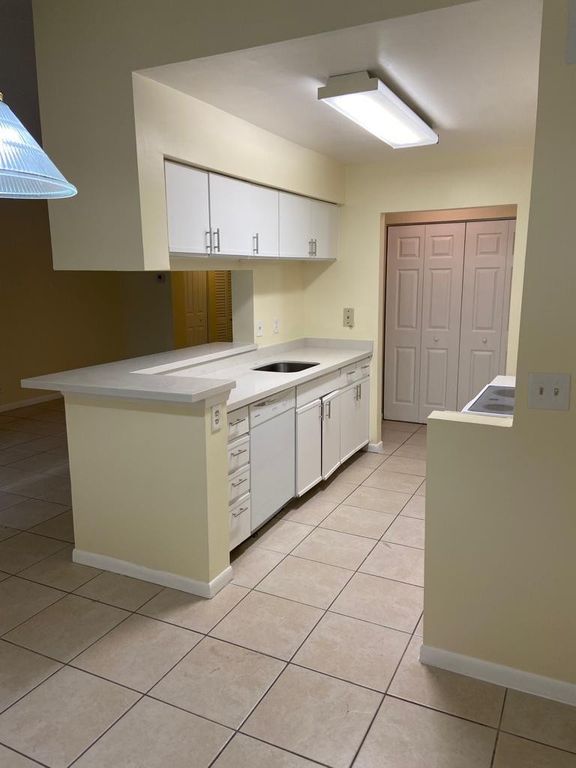 9701 Westview Drive 1429, Coral Springs, FL 33076