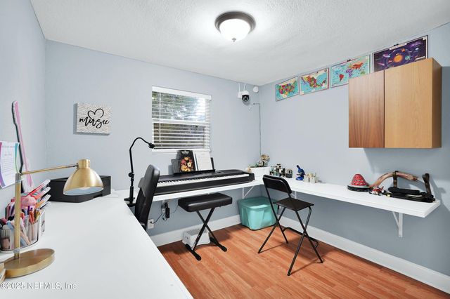 9069 JEFFERSON Avenue, Jacksonville, FL 32208