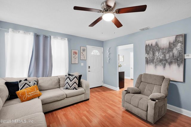 9069 JEFFERSON Avenue, Jacksonville, FL 32208