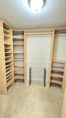 1850 S Ocean Dr 909, Hallandale Beach, FL 33009