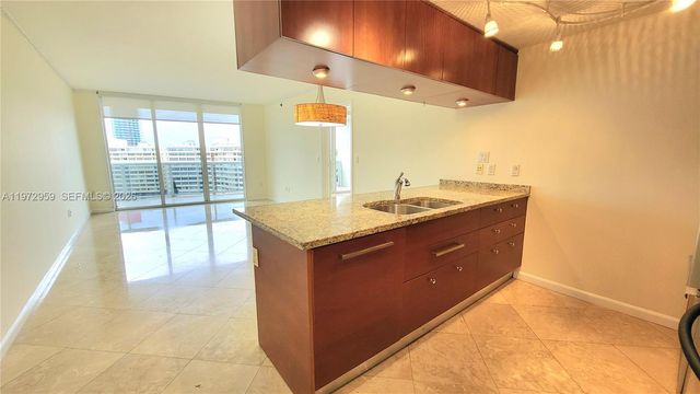 1850 S Ocean Dr 909, Hallandale Beach, FL 33009