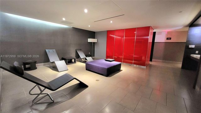 1850 S Ocean Dr 909, Hallandale Beach, FL 33009