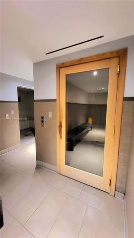 1850 S Ocean Dr 909, Hallandale Beach, FL 33009