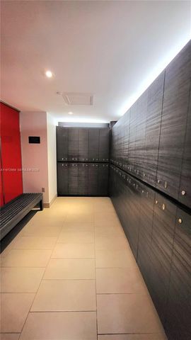 1850 S Ocean Dr 909, Hallandale Beach, FL 33009