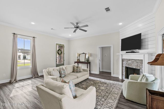 425 Baleigh Way, Canton, MS 39046