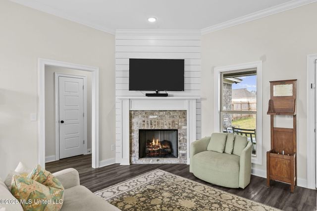 425 Baleigh Way, Canton, MS 39046