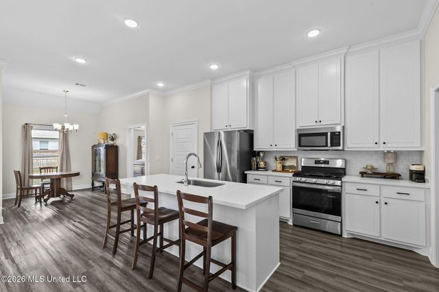 425 Baleigh Way, Canton, MS 39046