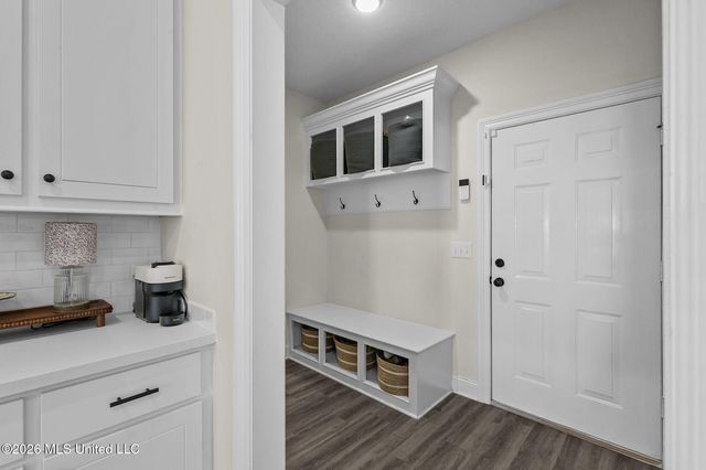 425 Baleigh Way, Canton, MS 39046