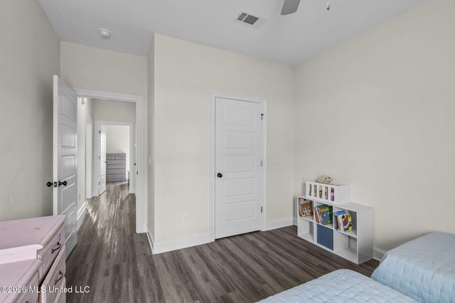 425 Baleigh Way, Canton, MS 39046