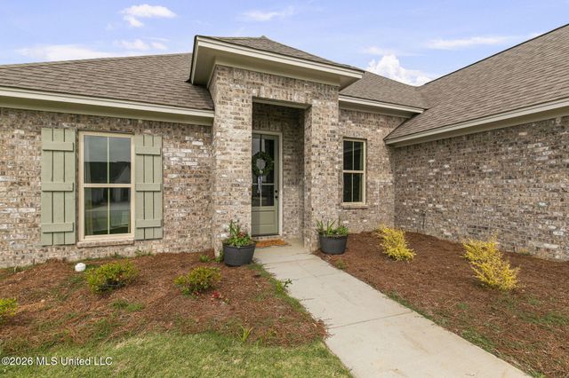 425 Baleigh Way, Canton, MS 39046