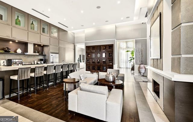 1820 Peachtree Street NW 905, Atlanta, GA 30309