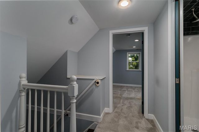 1375 S New Florissant Road, Florissant, MO 63031