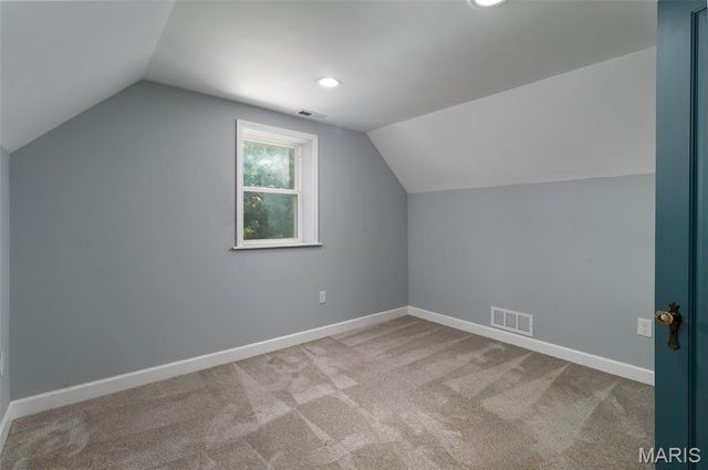 1375 S New Florissant Road, Florissant, MO 63031