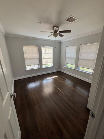 5424 4th Street, Katy, TX 77493