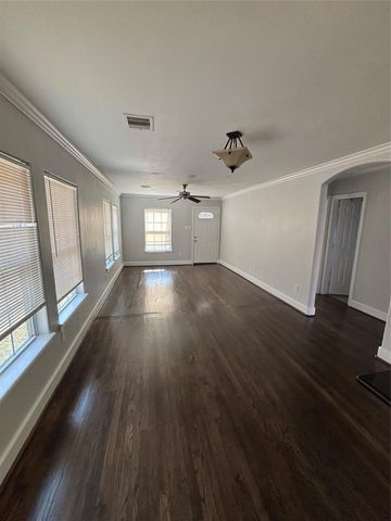 5424 4th Street, Katy, TX 77493