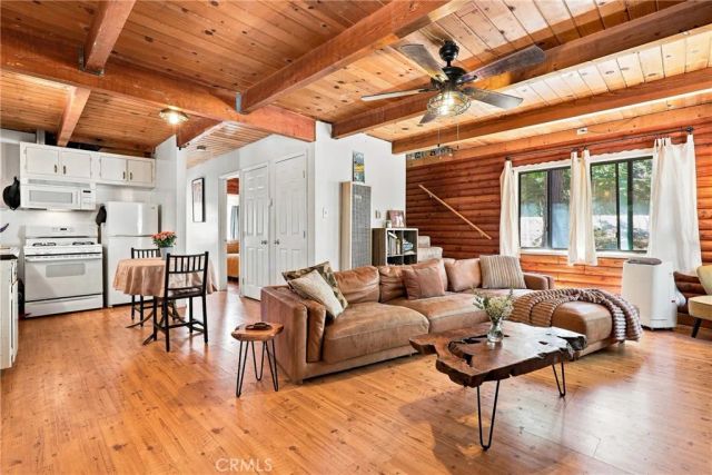 2673 Soutar, Running Springs, CA 92382