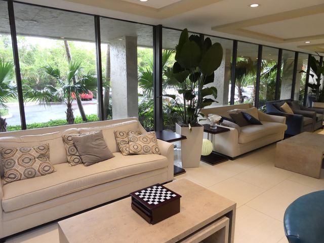 3912 S Ocean Boulevard 205, Highland Beach, FL 33487