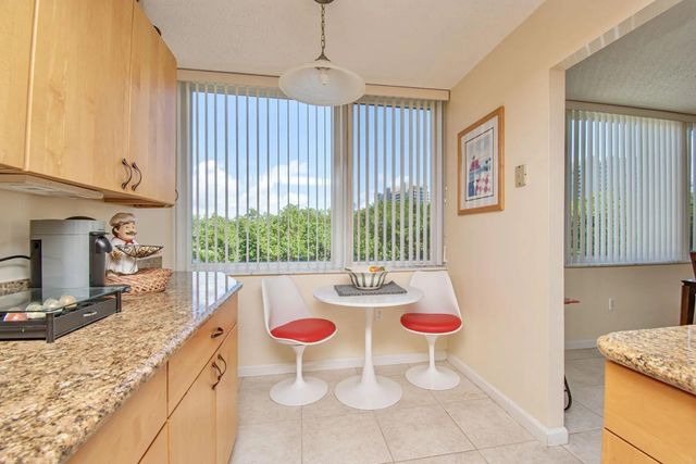 3912 S Ocean Boulevard 205, Highland Beach, FL 33487