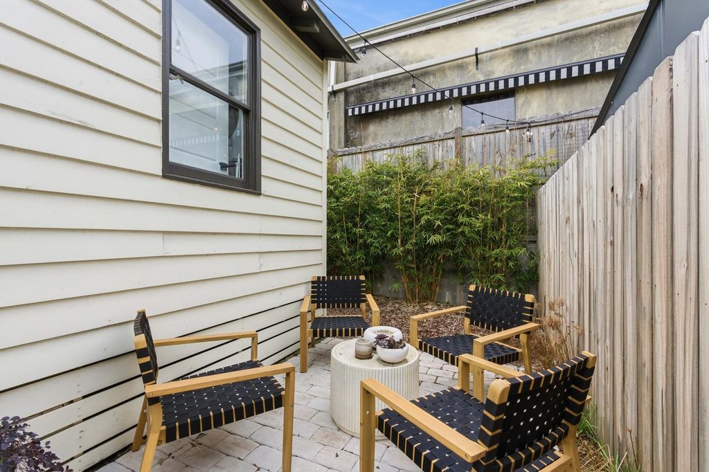 Image 29 of property listing at 58 Congress Street, Charleston, SC 29403