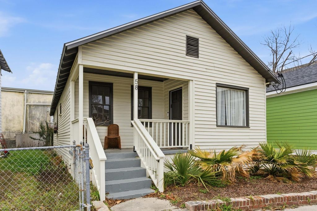 Image 34 of property listing at 58 Congress Street, Charleston, SC 29403