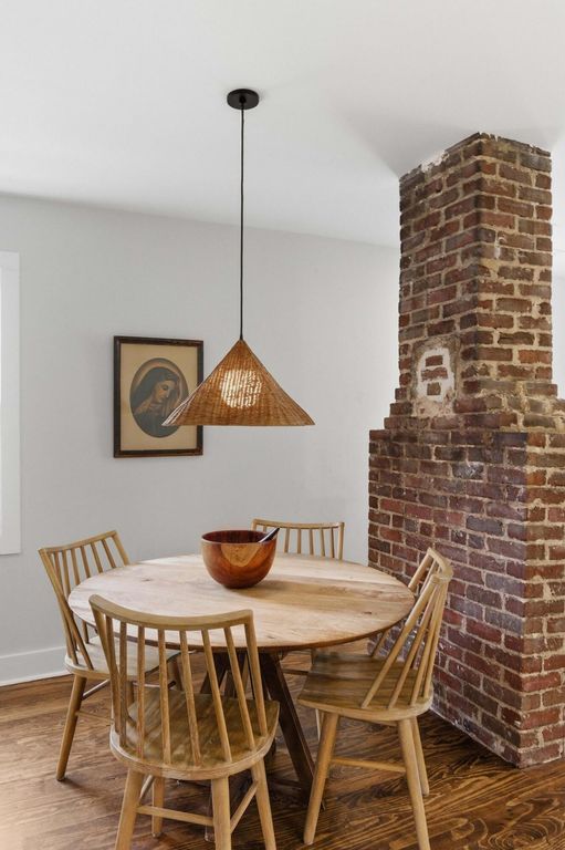 Image 9 of property listing at 58 Congress Street, Charleston, SC 29403