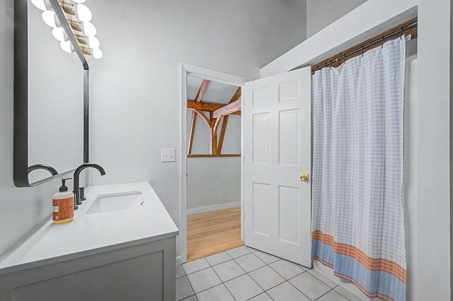 8 Donna Pass, Hopkinton, MA 01748