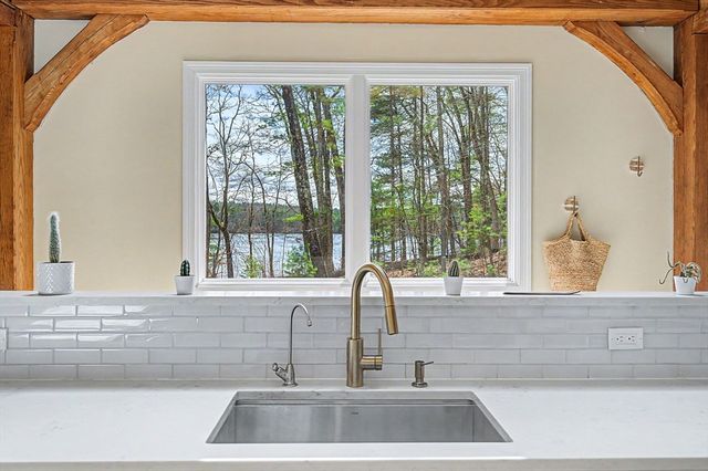 8 Donna Pass, Hopkinton, MA 01748