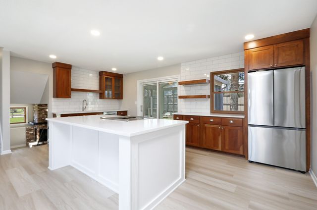 4400 66th Street, Urbandale, IA 50322
