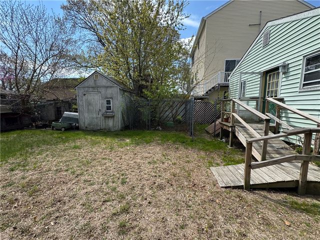 68 Uncas Street, Warwick, RI 02889