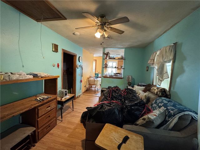 68 Uncas Street, Warwick, RI 02889