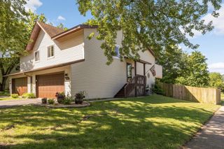 6700 Doriann Court, Eden Prairie, MN 55346
