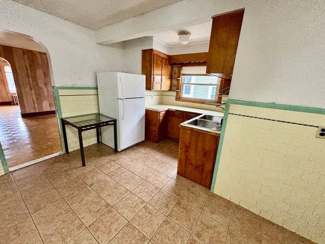 19 Forest Avenue 2, Everett, MA 02149