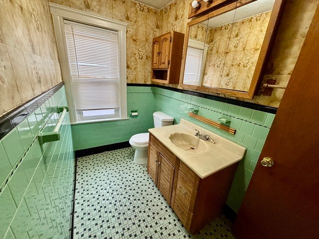 19 Forest Avenue 2, Everett, MA 02149