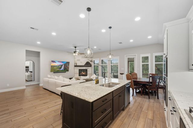 422 Bridle TRL, New Braunfels, TX 78132