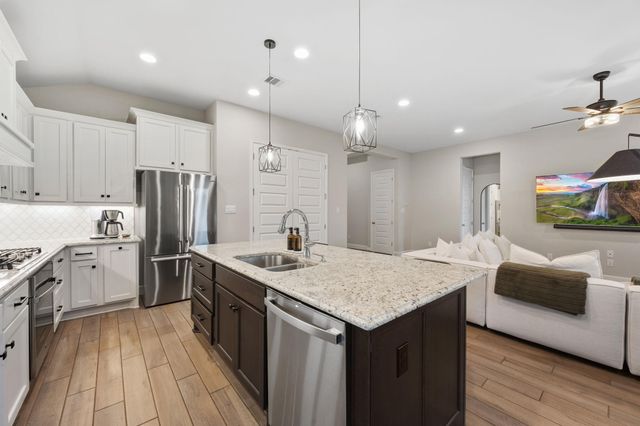 422 Bridle TRL, New Braunfels, TX 78132