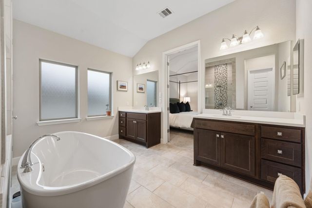 422 Bridle TRL, New Braunfels, TX 78132