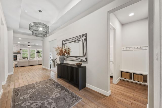 422 Bridle TRL, New Braunfels, TX 78132