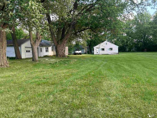 7467 S Telegraph Road, Bedford Twp, MI 48182