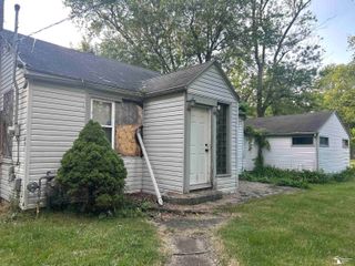 7467 S Telegraph Road, Bedford Twp, MI 48182