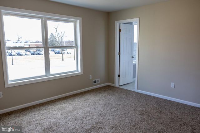 205 SUMNER ST, Buena, NJ 08310