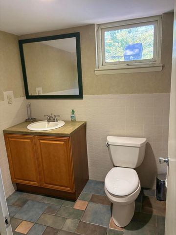 6190 NW 11th Street, Sunrise, FL 33313