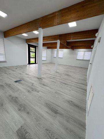 6190 NW 11th Street, Sunrise, FL 33313