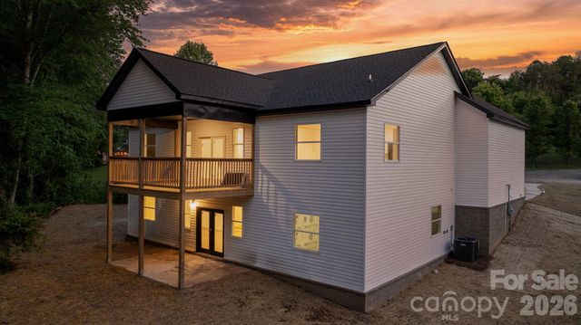 47 Tennyson Drive, Taylorsville, NC 28681