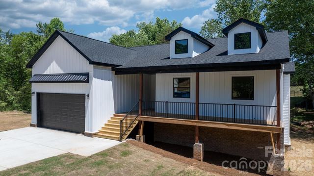 47 Tennyson Drive, Taylorsville, NC 28681