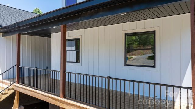 47 Tennyson Drive, Taylorsville, NC 28681