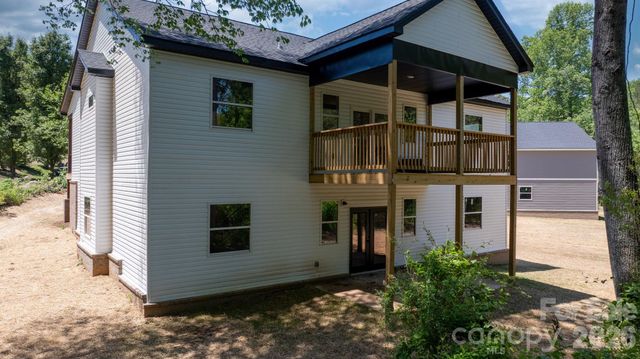 47 Tennyson Drive, Taylorsville, NC 28681