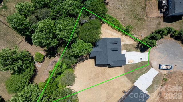 47 Tennyson Drive, Taylorsville, NC 28681