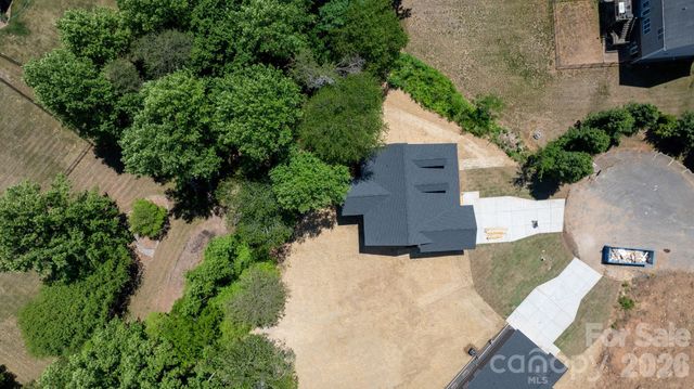 47 Tennyson Drive, Taylorsville, NC 28681