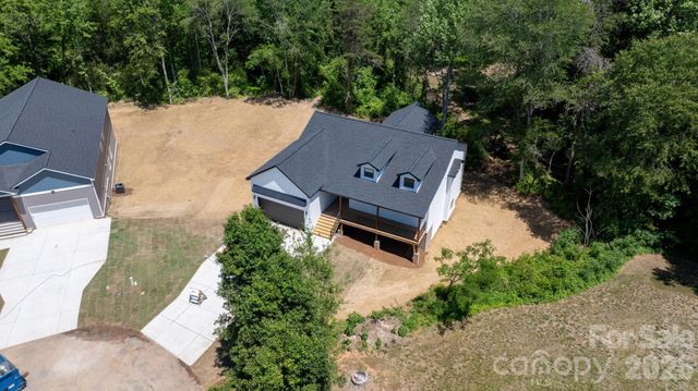 47 Tennyson Drive, Taylorsville, NC 28681